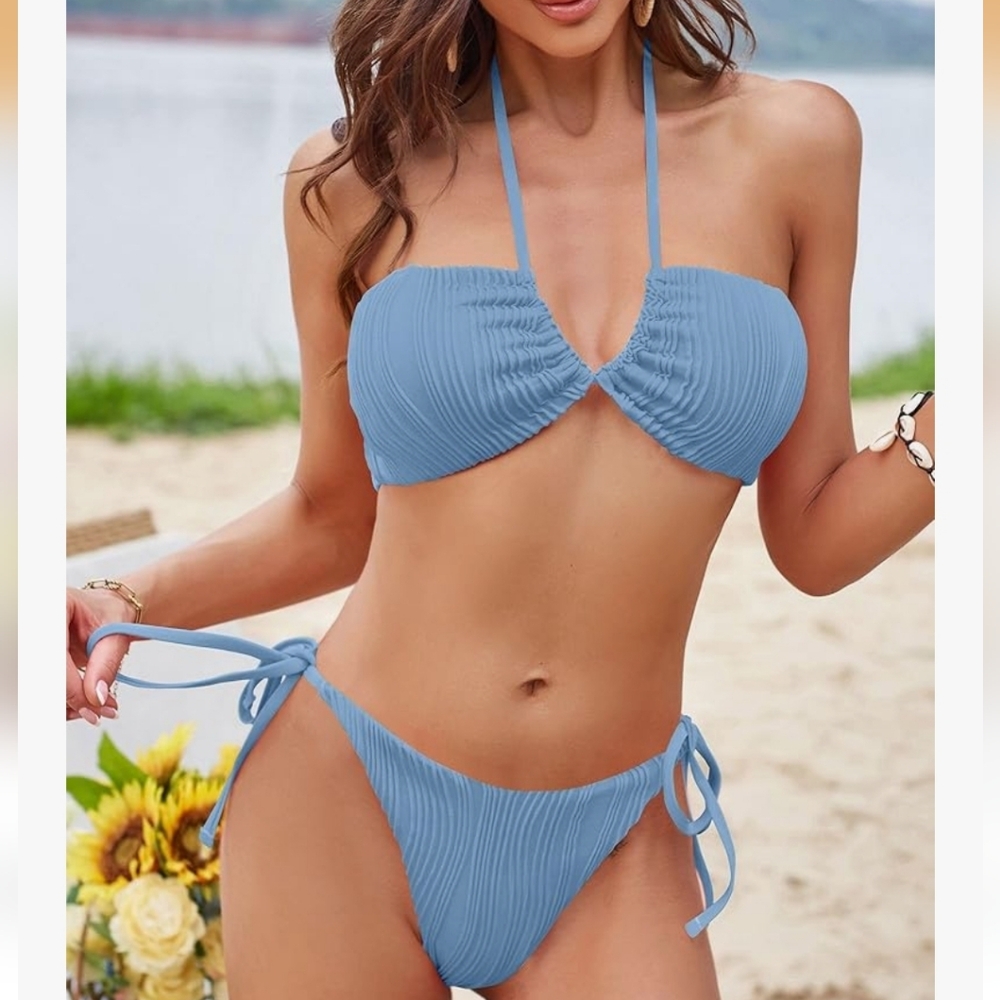 Zaful. Blue Ribbed Halter Bikini Set. Size Small. NWT.